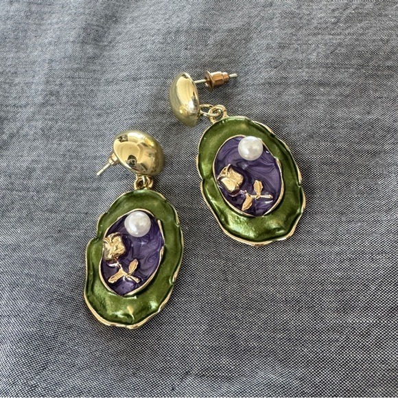 Floral Pattern Earrings Style 4 - Picture 2 of 6